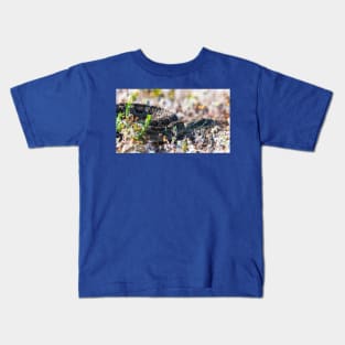 Snaking in the grass Kids T-Shirt